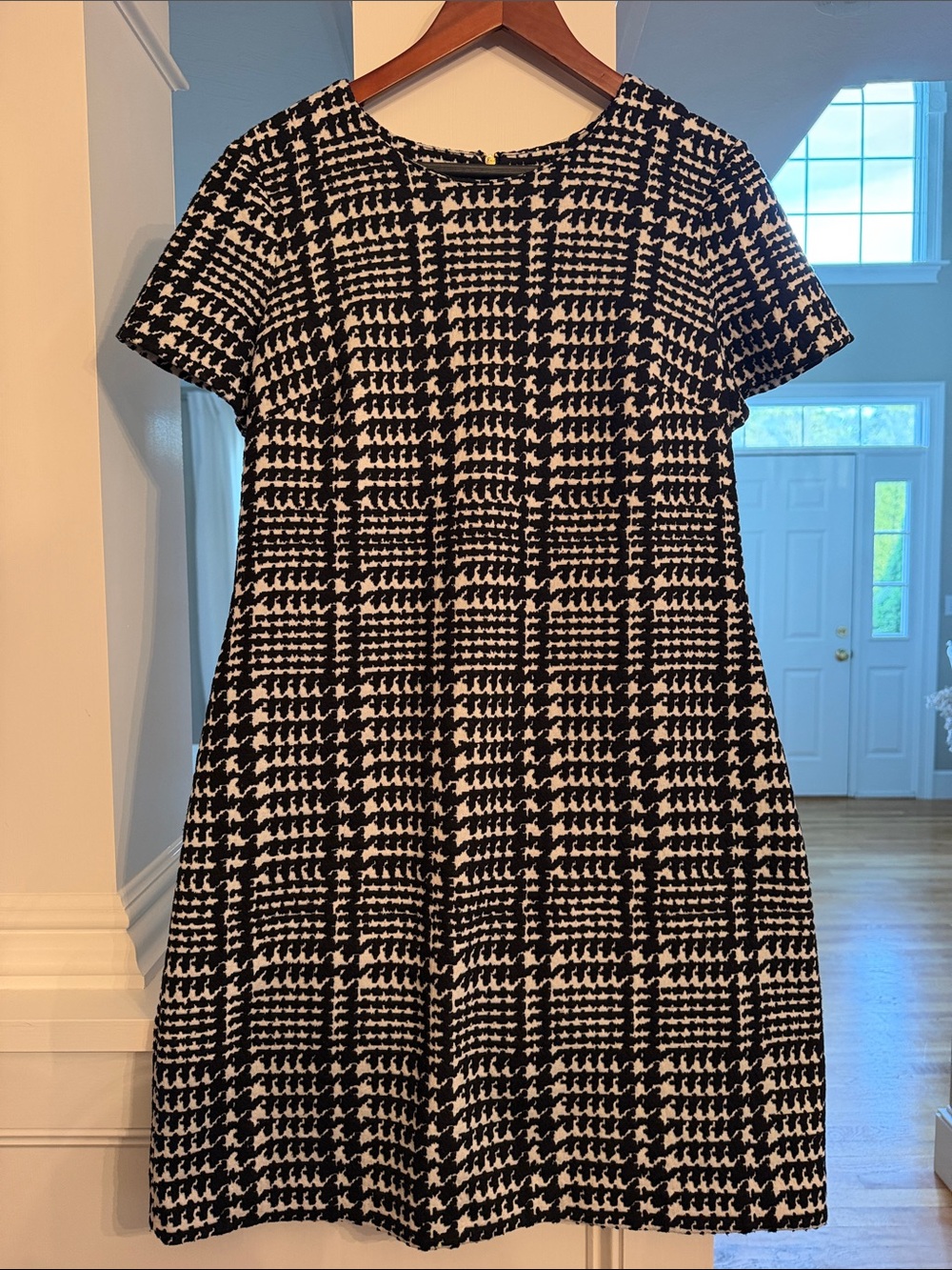 Calvin Klein Black & White Houndstooth Dress — Size 10